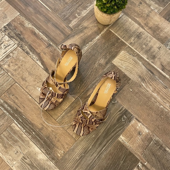 Michael Korea lorene platform sandal - Picture 4 of 4